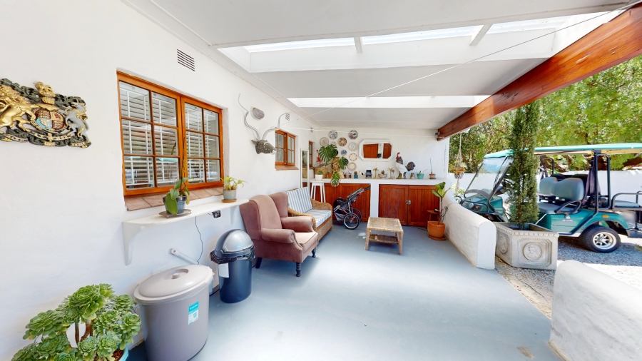 5 Bedroom Property for Sale in Stanford Western Cape